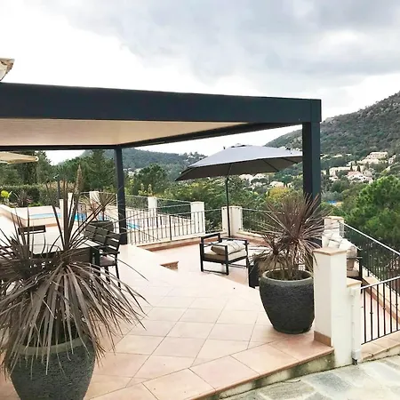 Maison Charmante A Canadel Sur Mer Avec Piscine Privee *